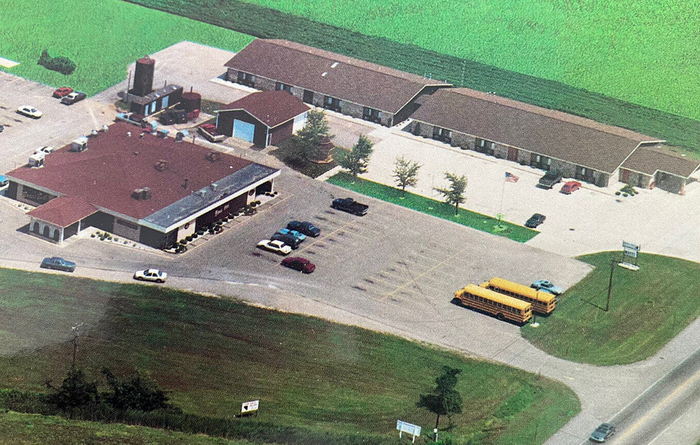 Brass Bell Motel & Restaurant (Oyo Hotel) - Postcard